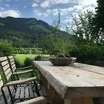 Pension Brixen Im Thale ゲストハウス ブリクセン イン ターレ