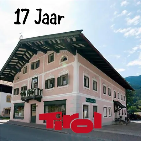 Гостевой дом Pension Brixen Im Thale Бриксен-им-Тале