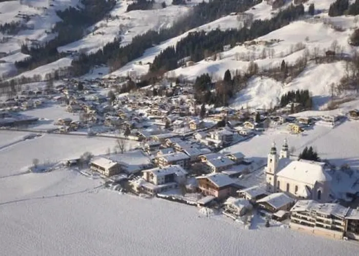 Pension Brixen Im Thale بيت ضيافة *